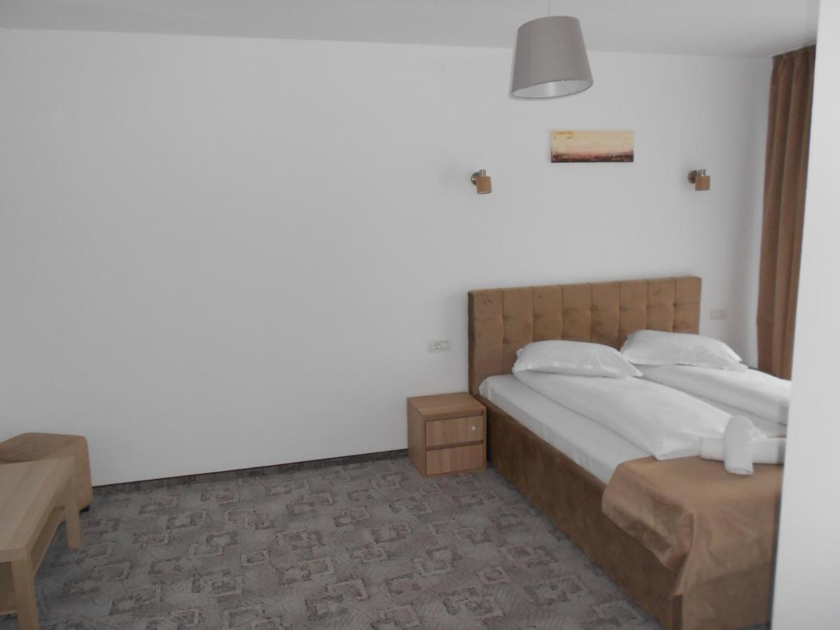 Andrana Hotel Качулата Екстериор снимка