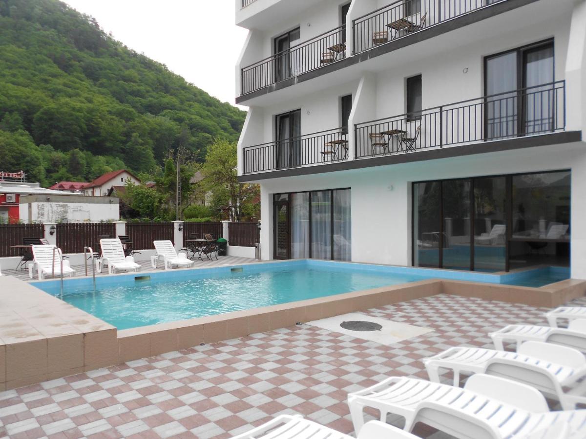 Andrana Hotel Качулата Екстериор снимка